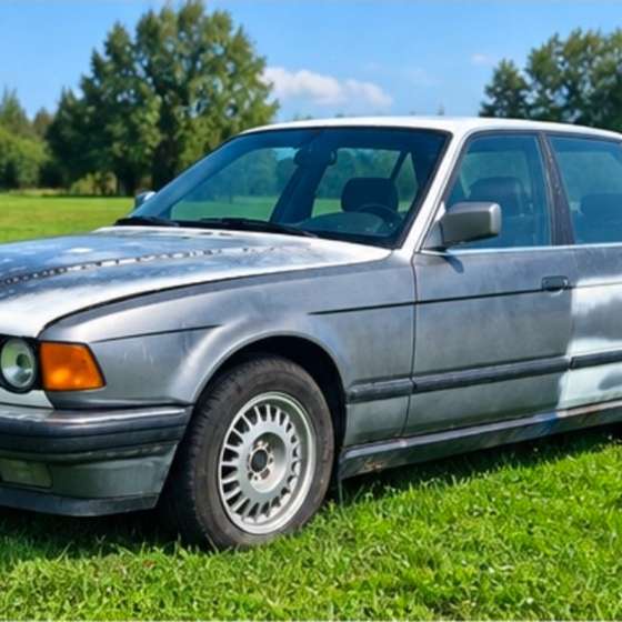 BMW 735iL (E32) – vuosi 1991