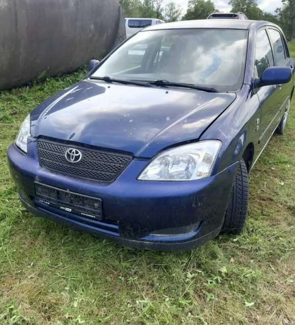 Toyota Corolla 2.0D 81kw 2003. gads