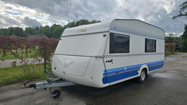 Polar 520 GS 2002 - zviedru dzīvojamā piekabe, atjaunots interjers