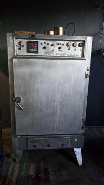 Kūpinātava Reich Unigar electronic 900 C, karstā un aukstā kūpināšana, Vācija