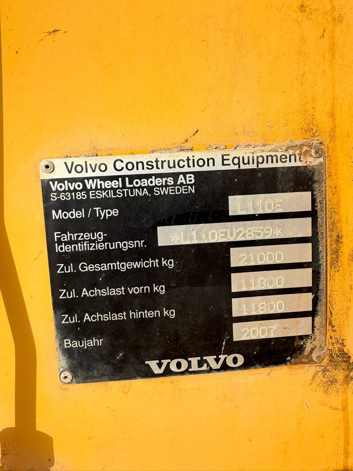 Volvo L110E, 2007, 169 kW, ar kausu un dakšām, 18 740 motorstundas